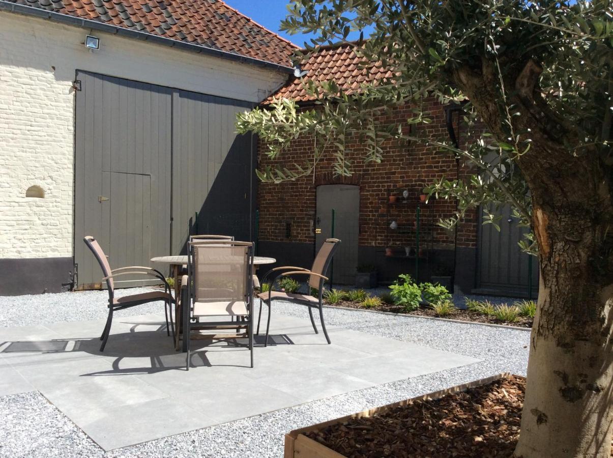 DE LANDSHOEVE vakantiewoningen en privé wellness Zwalm Esterno foto