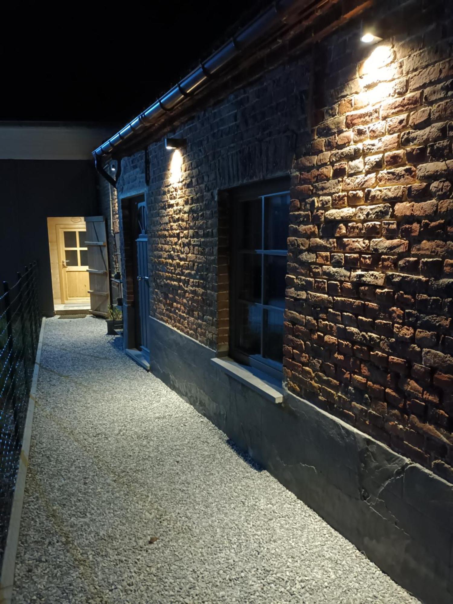 DE LANDSHOEVE vakantiewoningen en privé wellness Zwalm Esterno foto