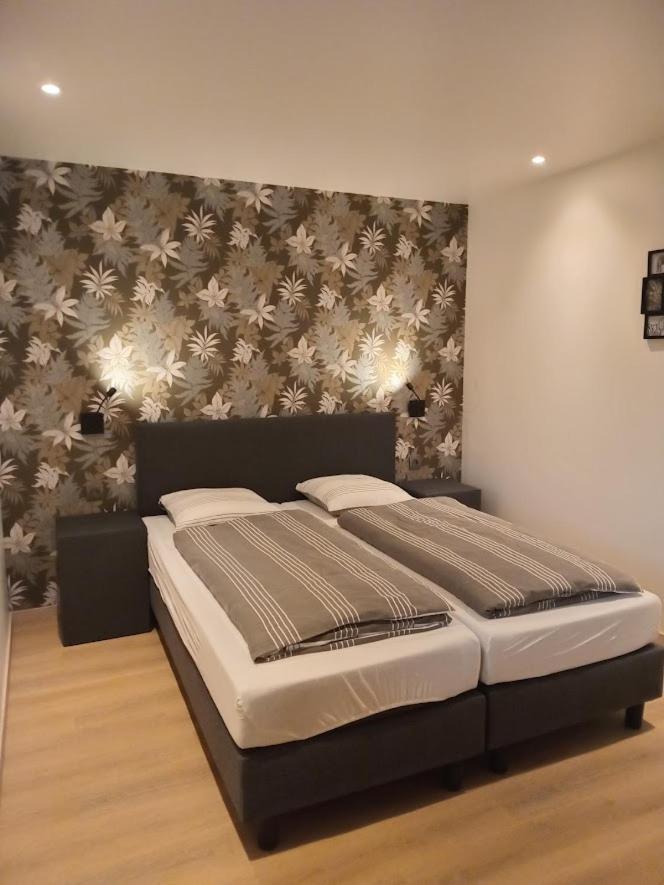 DE LANDSHOEVE vakantiewoningen en privé wellness Zwalm Esterno foto