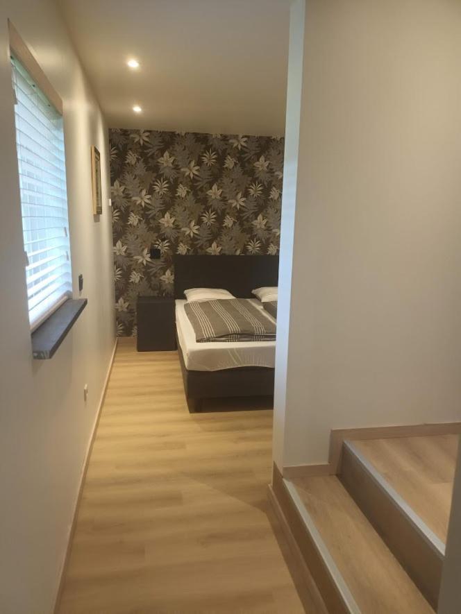 DE LANDSHOEVE vakantiewoningen en privé wellness Zwalm Esterno foto
