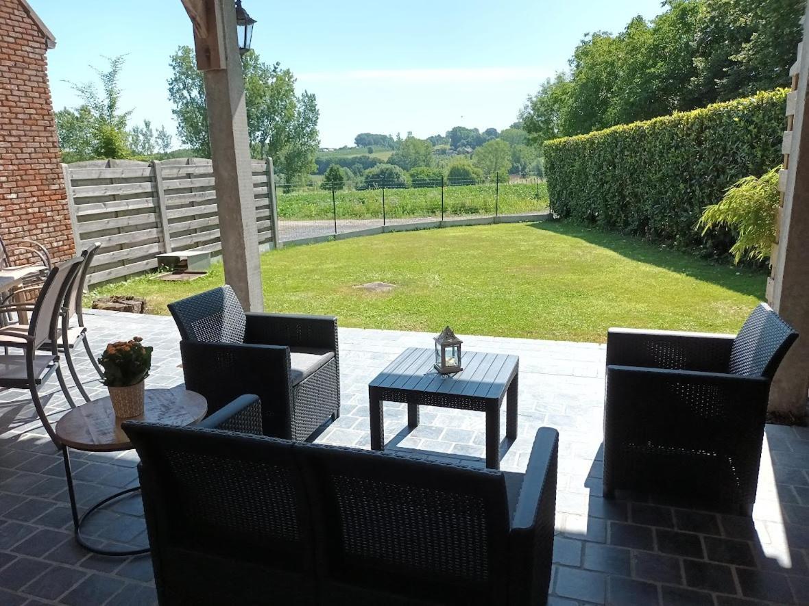 DE LANDSHOEVE vakantiewoningen en privé wellness Zwalm Esterno foto