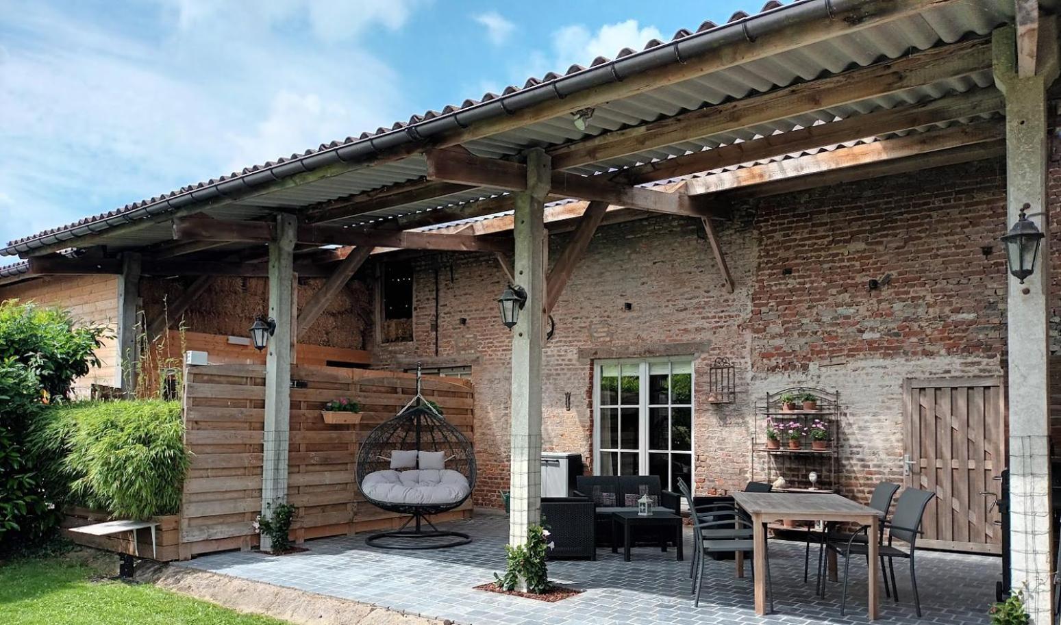 DE LANDSHOEVE vakantiewoningen en privé wellness Zwalm Esterno foto